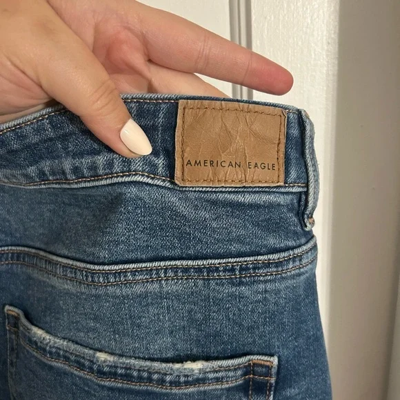 American Eagle Outfitters Blue Mom Jeans - Picture 7 of 8